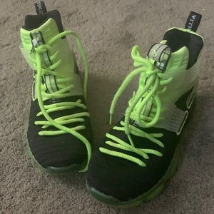 Vitike Basketball shoes